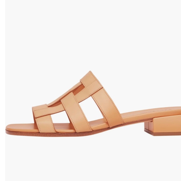 NIB $720 Burberry Lyna Cage Slide Sandal in LIGHT SESAME, Size 36.5 EU / 6.5 US! - Picture 5 of 16